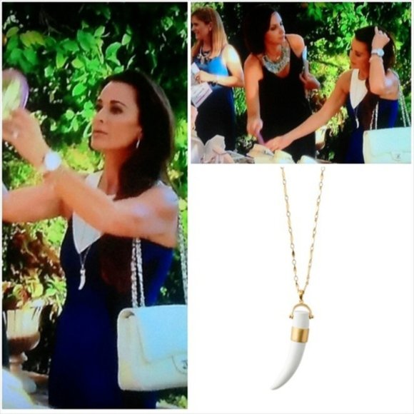 :: Stella & Dot Exotic Sahara Pendant Necklace - Picture 6 of 8